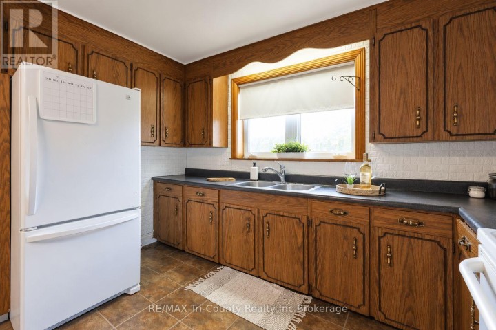 Photo 15 at 11475 Plank Road, Eden, Bayham