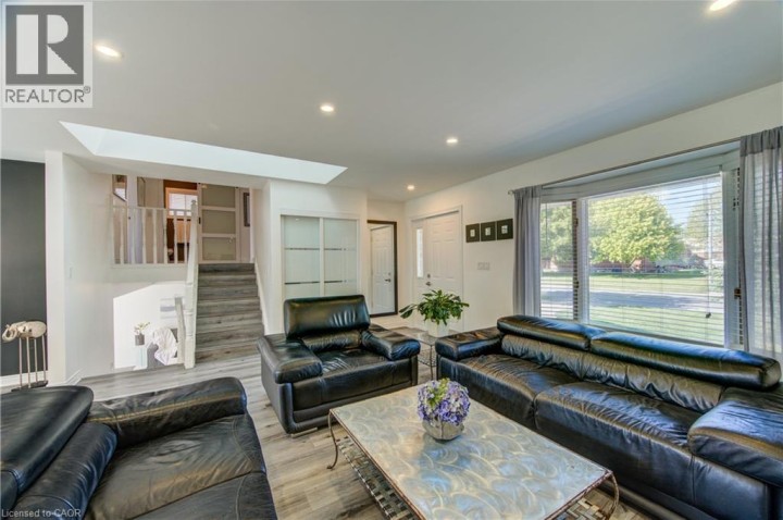 Photo 11 at 102 Allen Street, Tillsonburg