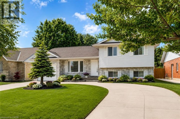 Photo 3 at 102 Allen Street, Tillsonburg