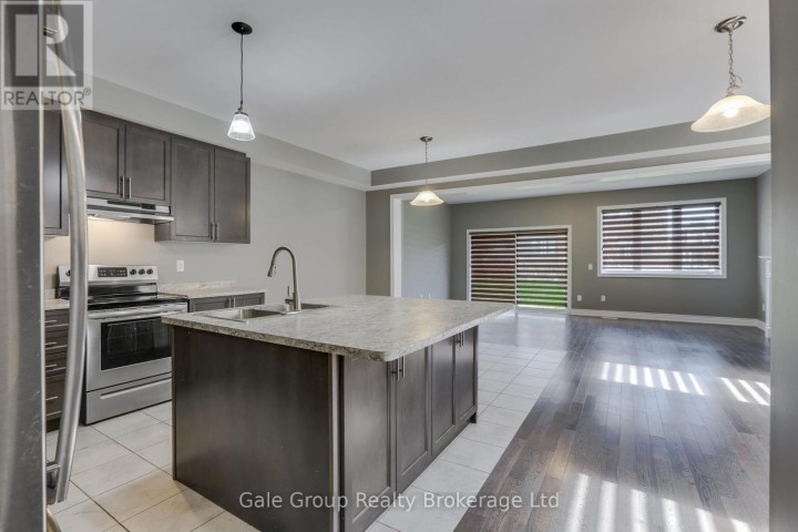 Photo 10 at 118 W Huntingford Trail, Woodstock - North, Woodstock