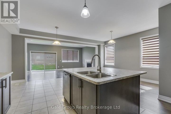 Photo 17 at 118 W Huntingford Trail, Woodstock - North, Woodstock