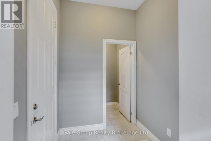 Photo 8 at 118 W Huntingford Trail, Woodstock - North, Woodstock