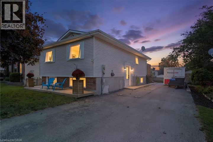 Photo 1 at 31 Beckett Boulevard, Tillsonburg