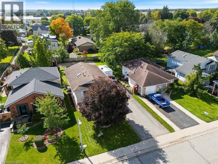 Photo 34 at 31 Beckett Boulevard, Tillsonburg
