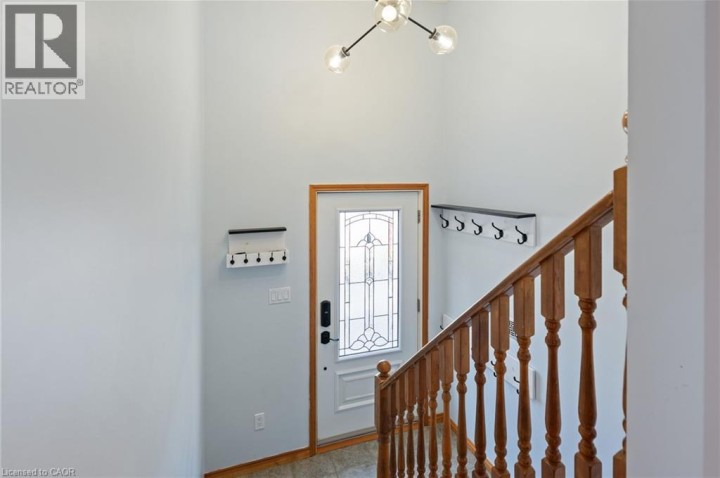 Photo 4 at 31 Beckett Boulevard, Tillsonburg
