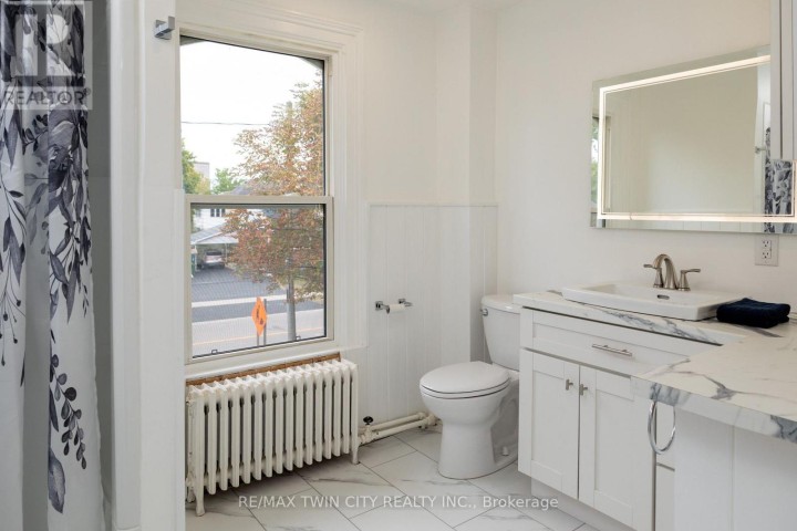 Photo 18 at 21 McCall Street, Simcoe, Norfolk County