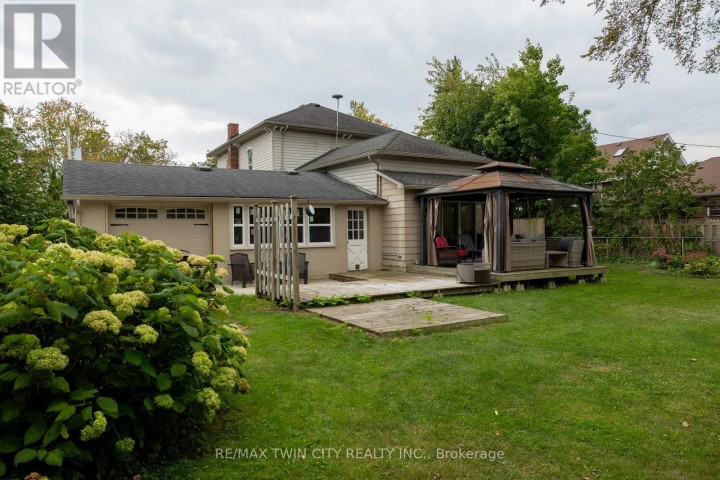 Photo 6 at 21 McCall Street, Simcoe, Norfolk County