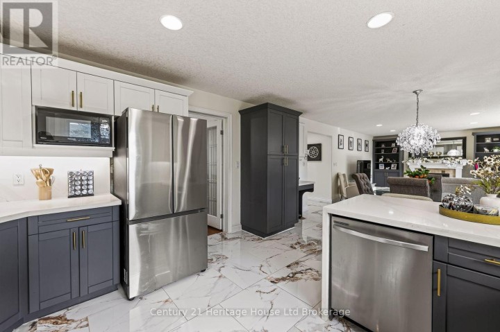 Photo 30 at 468 Lakeview Drive, Woodstock - North, Woodstock