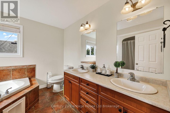 Photo 39 at 468 Lakeview Drive, Woodstock - North, Woodstock