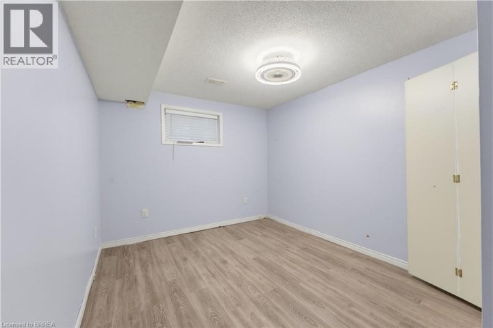 Photo 12 at 179 Banbury Road, Brantwood Park, Brantford