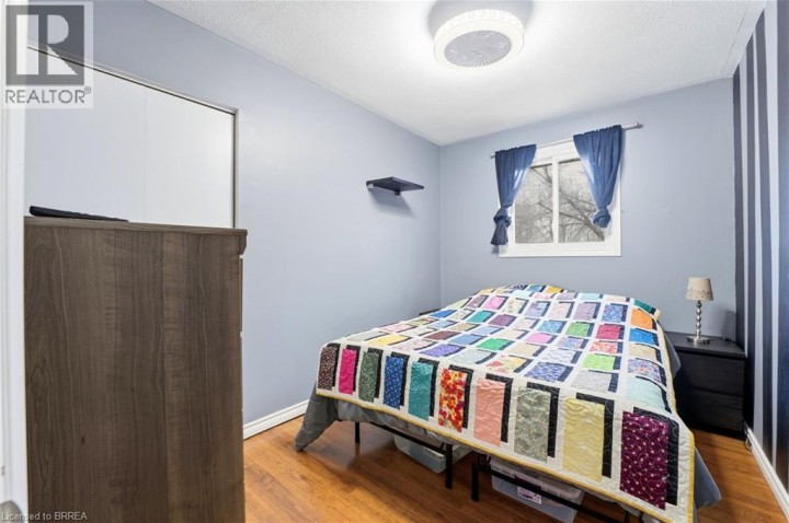 Photo 6 at 179 Banbury Road, Brantwood Park, Brantford