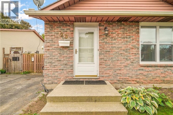 Photo 4 at 23 Palomino Drive, Lynden Hills, Brantford