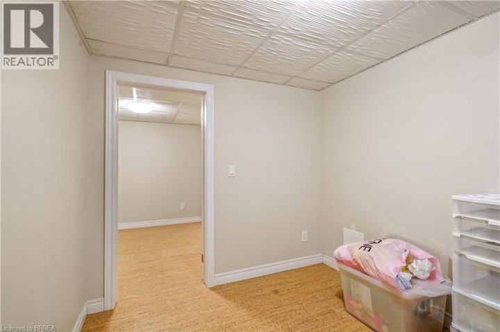 Photo 33 at 23 Palomino Drive, Lynden Hills, Brantford
