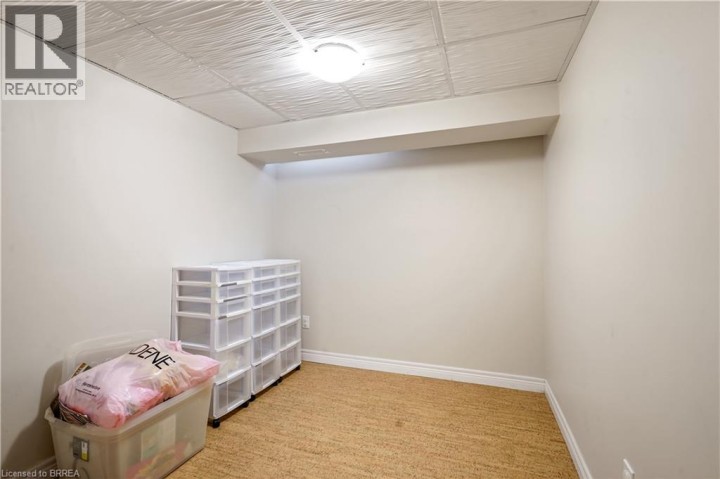 Photo 32 at 23 Palomino Drive, Lynden Hills, Brantford