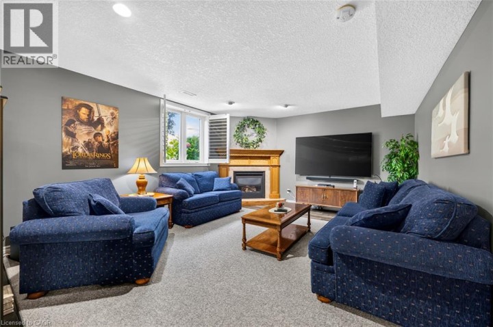 Photo 17 at 106 Kingfisher Avenue, Woodstock - North, Woodstock
