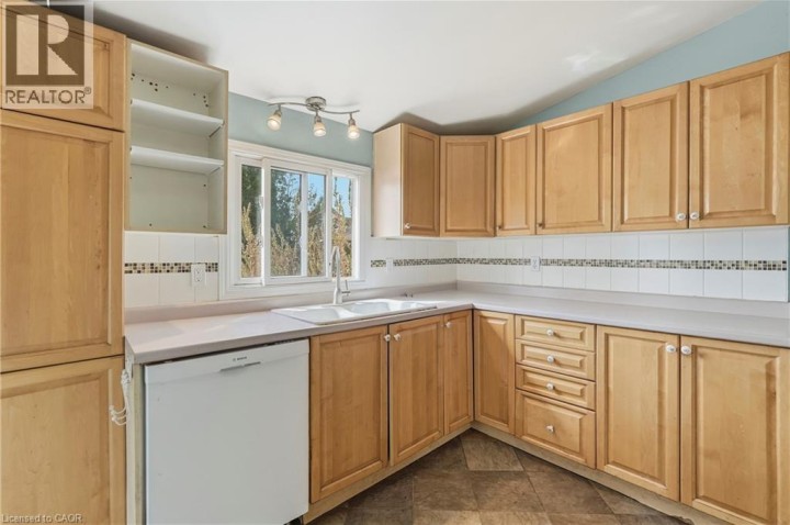 Photo 13 at 7 Tom Street, Eagle Place East, Brantford