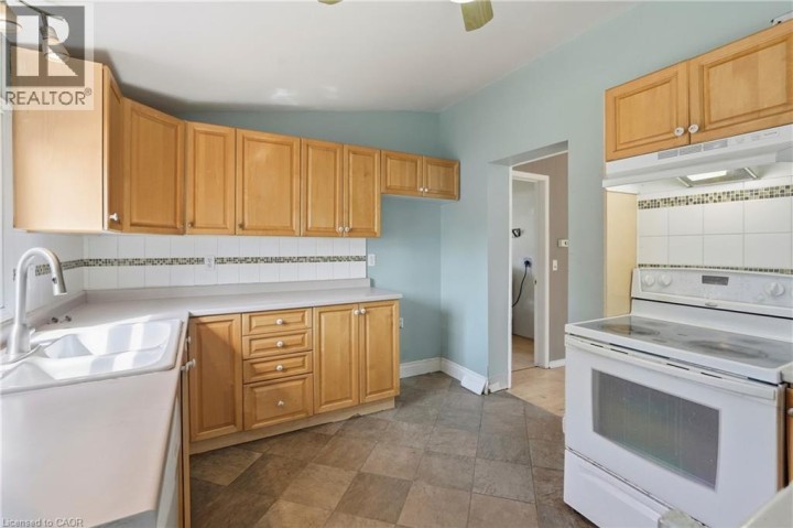 Photo 14 at 7 Tom Street, Eagle Place East, Brantford