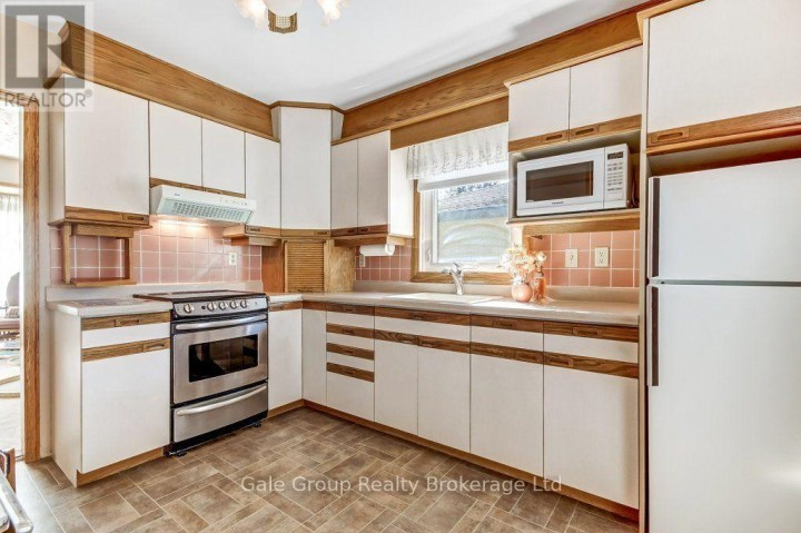 Photo 6 at 62 Aileen Drive, Woodstock - South, Woodstock