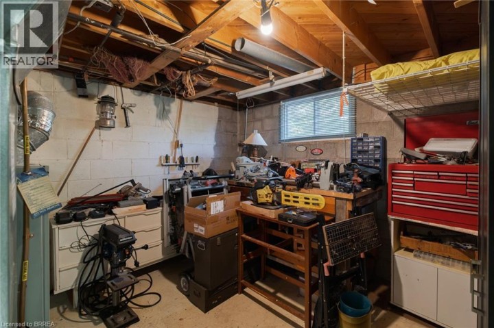 Photo 28 at 19 Gillrie Court, Fairview / Greenbrier, Brantford