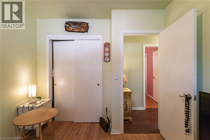 Photo 8 at 19 Gillrie Court, Fairview / Greenbrier, Brantford