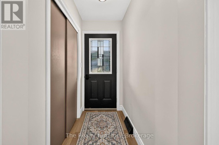 Photo 14 at 845 Sloane Street, Woodstock - North, Woodstock