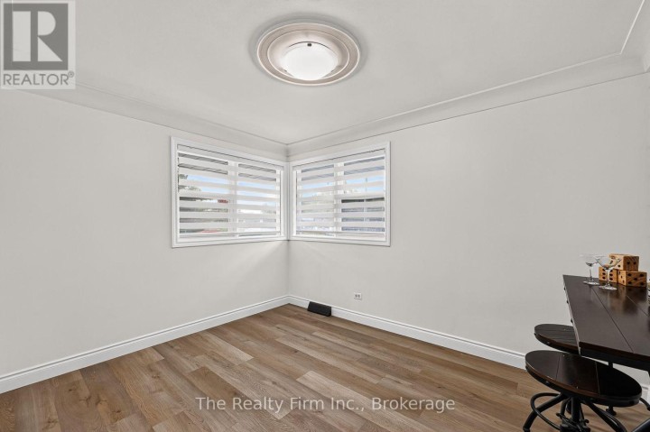 Photo 19 at 845 Sloane Street, Woodstock - North, Woodstock