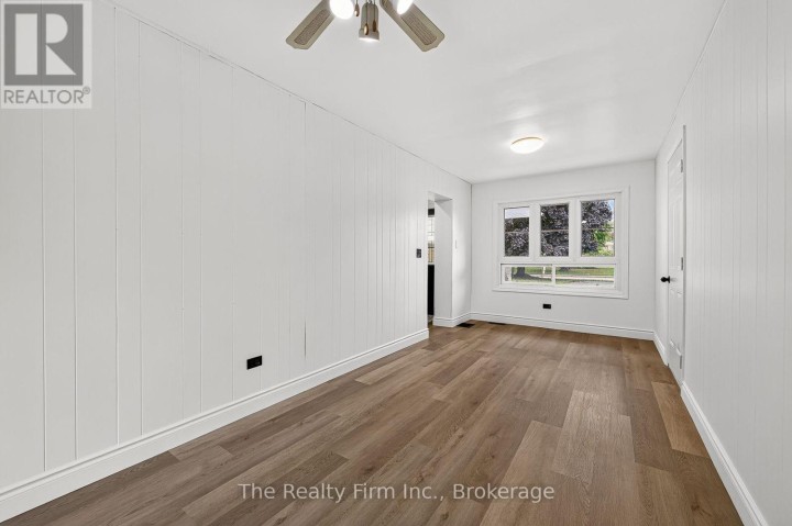 Photo 39 at 845 Sloane Street, Woodstock - North, Woodstock