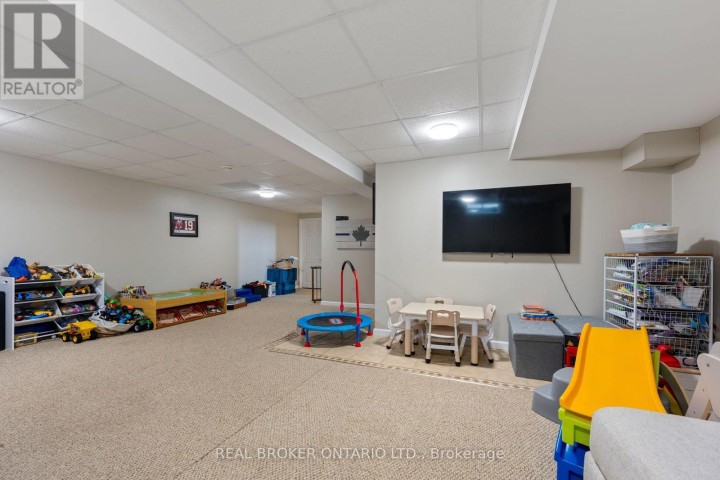 Photo 18 at 53 N Hawtrey Road, Delhi, Norfolk County