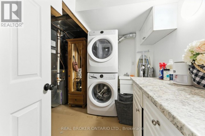 Photo 21 at 53 N Hawtrey Road, Delhi, Norfolk County