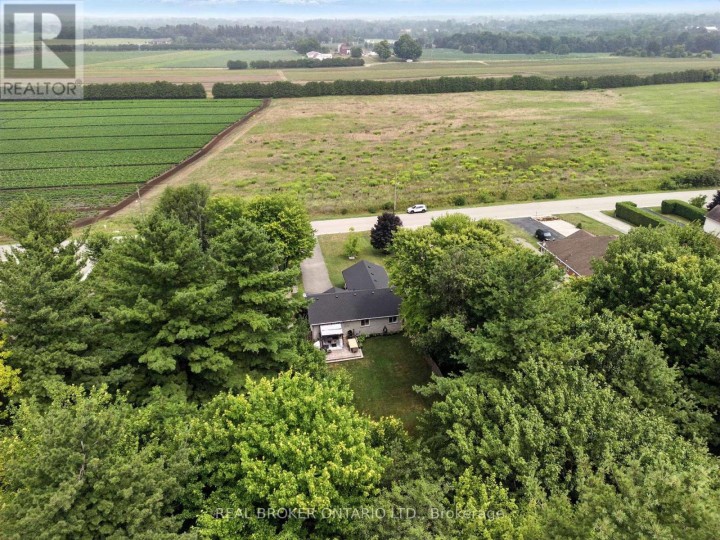 Photo 32 at 53 N Hawtrey Road, Delhi, Norfolk County