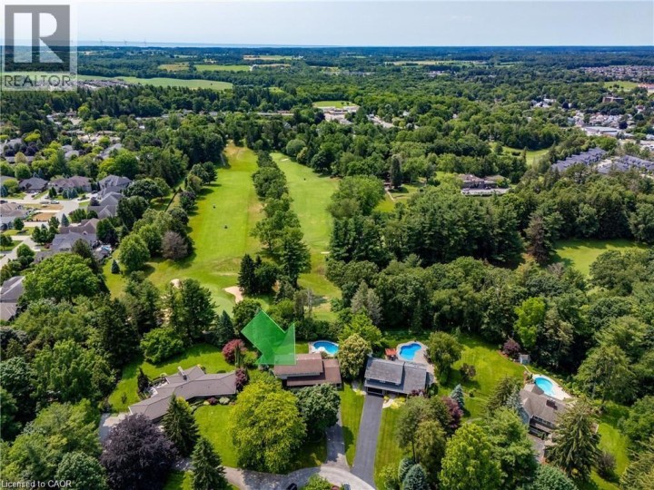Photo 4 at 6 Summit Circle, Town Of Simcoe, Norfolk County
