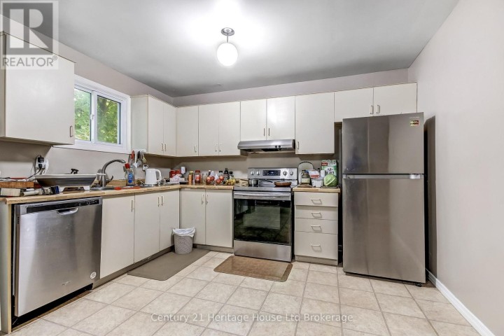 Photo 3 at 37 - 455 N Springbank Avenue, Woodstock - North, Woodstock