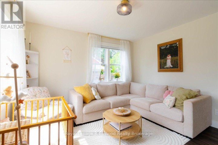 Photo 12 at 69 Ann Street, Delhi, Norfolk County