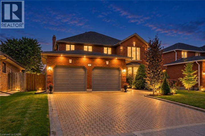 Photo 1 at 42 Fox Run, Rosedale / Gable Height, Brantford