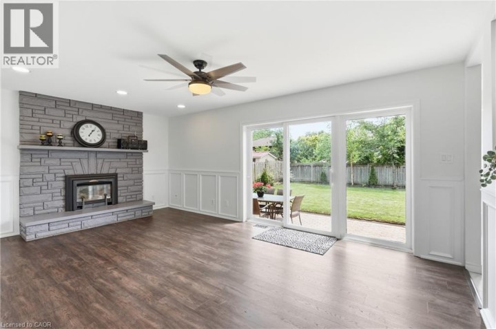 Photo 5 at 42 Fox Run, Rosedale / Gable Height, Brantford