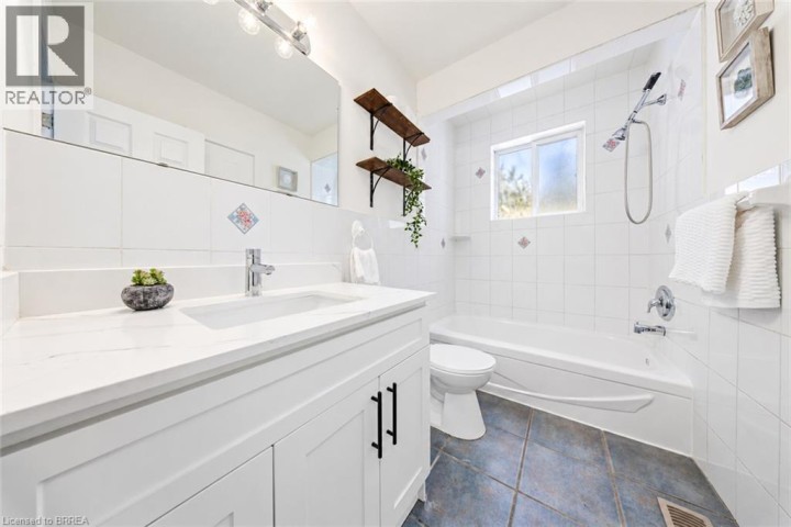 Photo 15 at 16 Burwell Street, Holmedale, Brantford