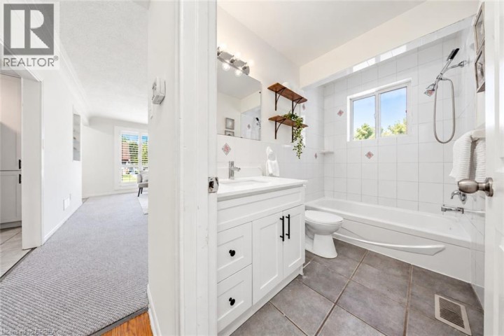 Photo 14 at 16 Burwell Street, Holmedale, Brantford