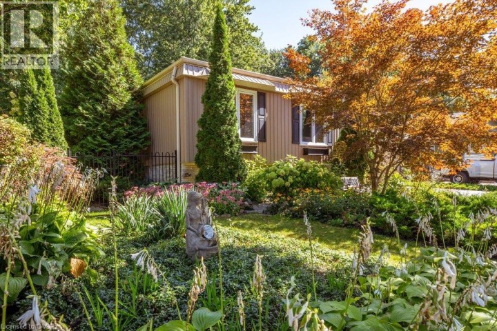 Photo 4 at 32 Beechwood Avenue, Cedarland, Brantford