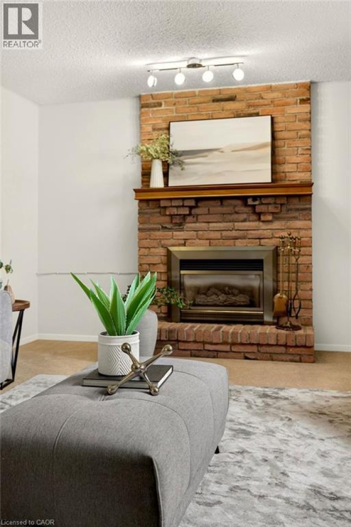 Photo 32 at 32 Beechwood Avenue, Cedarland, Brantford