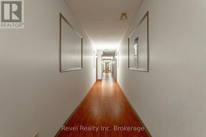 Photo 17 at 47 - 56 Hiawatha Road, Woodstock - North, Woodstock