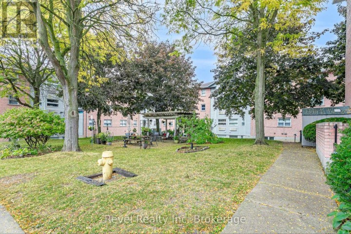 Photo 20 at 47 - 56 Hiawatha Road, Woodstock - North, Woodstock