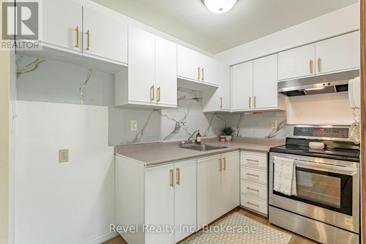 Photo 5 at 47 - 56 Hiawatha Road, Woodstock - North, Woodstock