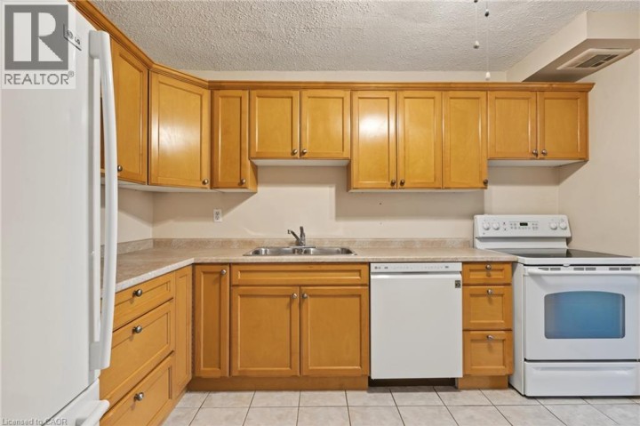 Photo 14 at 504 - 640 West Street, Brier Park, Brantford
