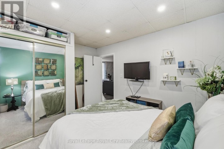 Photo 14 at 22 Hill Avenue, Brantford