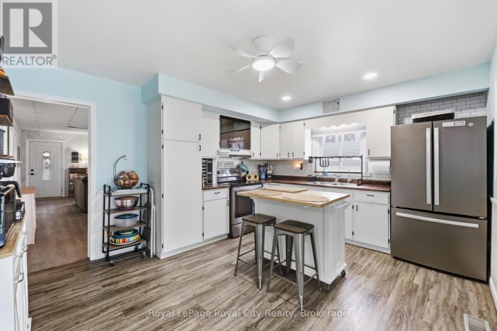 Photo 17 at 22 Hill Avenue, Brantford