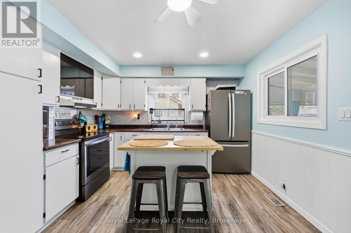 Photo 18 at 22 Hill Avenue, Brantford
