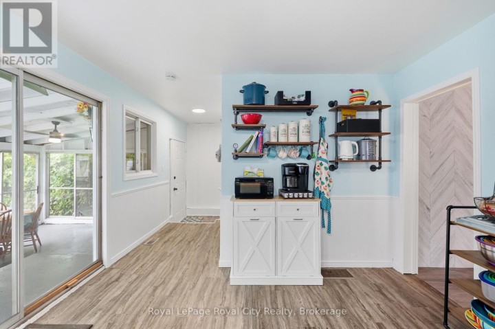 Photo 20 at 22 Hill Avenue, Brantford