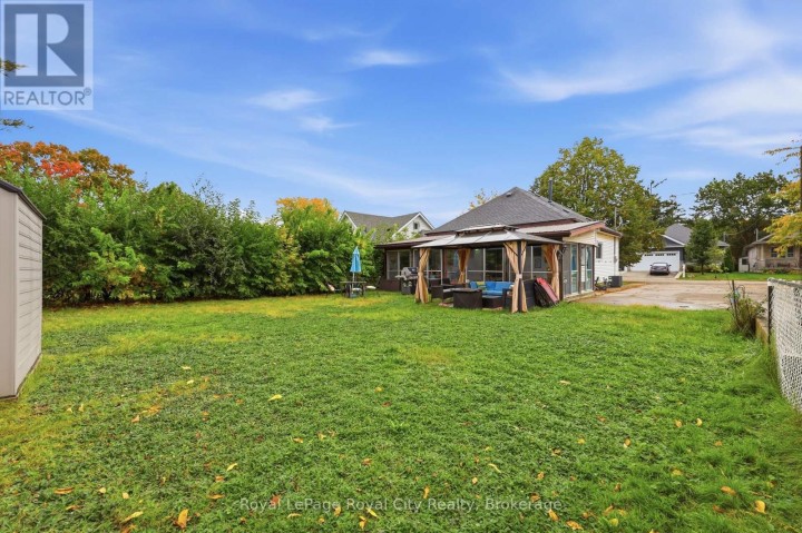 Photo 34 at 22 Hill Avenue, Brantford