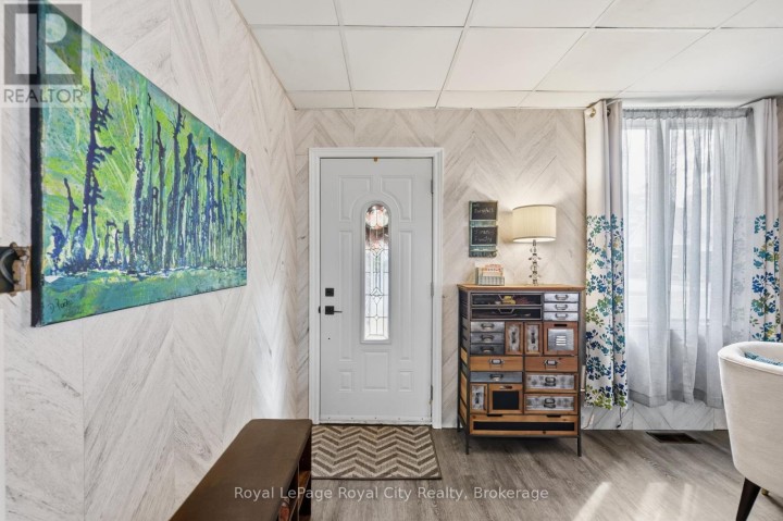 Photo 6 at 22 Hill Avenue, Brantford