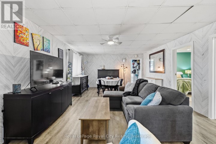 Photo 9 at 22 Hill Avenue, Brantford